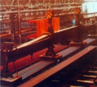 MW42系列吊运方坯、型钢用起重电磁铁